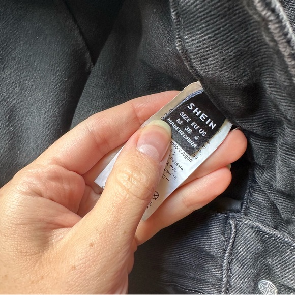 Cargo Jeans - Picture 4 of 5